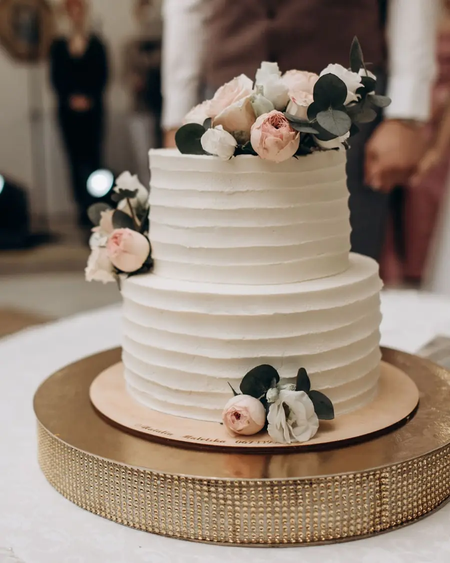 Cakes & Toppers